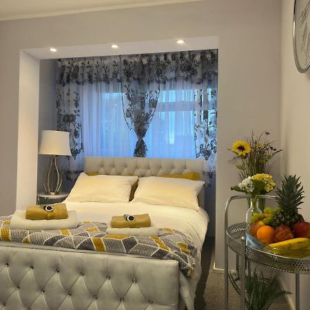 Apartment Luxe Free Wifi, Free Parking, Free Netflix Friern Barnet Εξωτερικό φωτογραφία