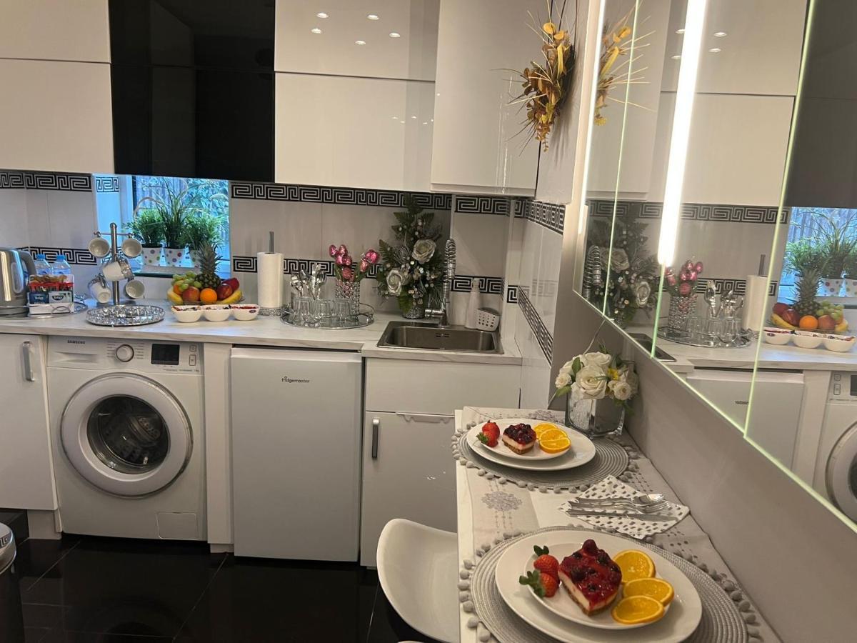 Apartment Luxe Free Wifi, Free Parking, Free Netflix Friern Barnet Εξωτερικό φωτογραφία