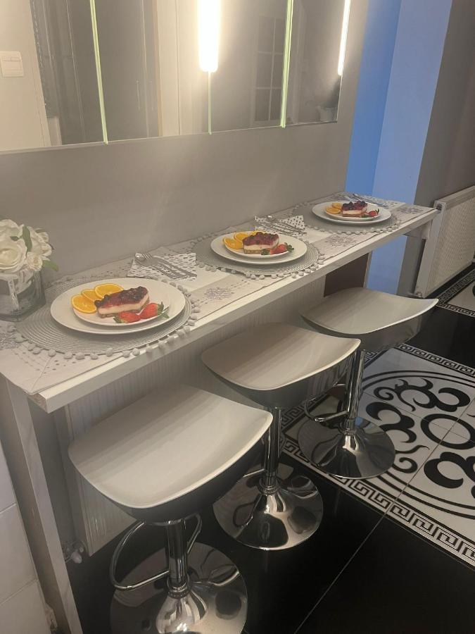Apartment Luxe Free Wifi, Free Parking, Free Netflix Friern Barnet Εξωτερικό φωτογραφία